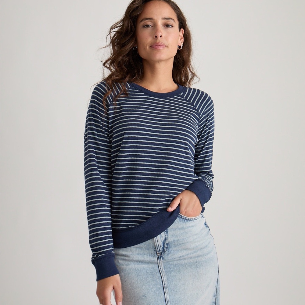 Marine Layer Reversible Raglan Size Large NWT